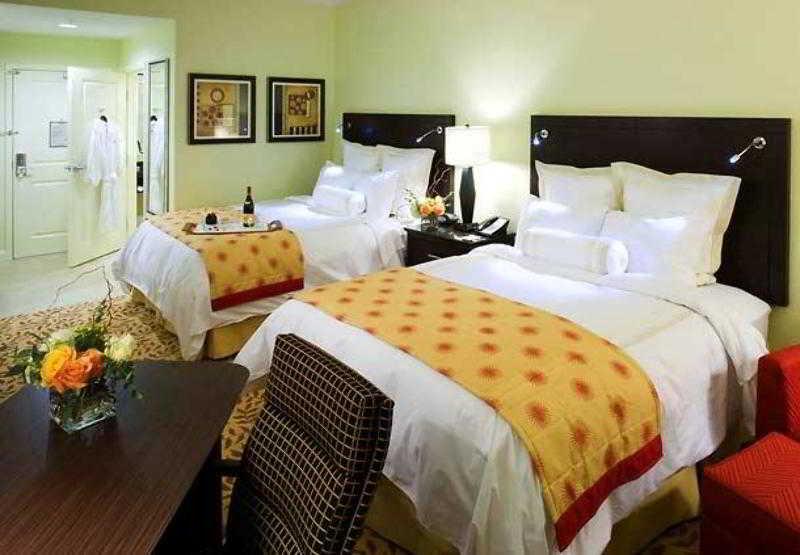 Houston Marriott Energy Corridor Hotel Phòng bức ảnh